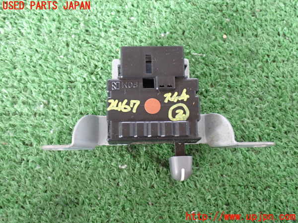 2UPJ-24676307]ハイエースバン200系(KDH205V)スイッチ2 中古_m0002.jpg