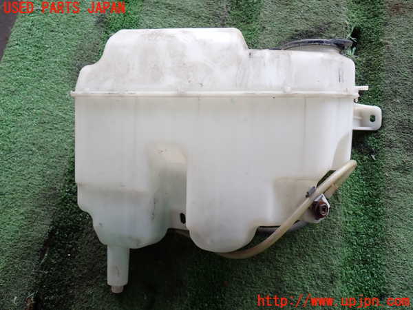 2UPJ-24676791]ハイエースバン200系(KDH205V)ウォッシャータンク1 中古_m0002.jpg
