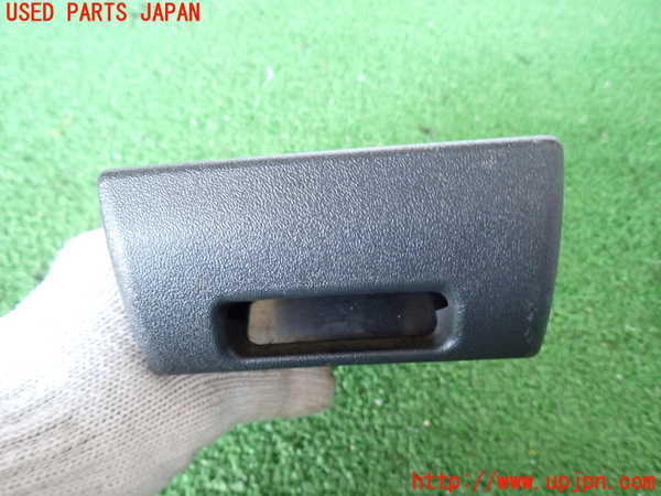 2UPJ-24677821]ハイエースバン200系(KDH205V)灰皿1 中古_m0002.jpg