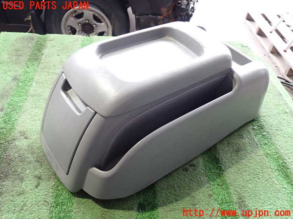 2UPJ-24677540]ハイエースバン200系(KDH205V)センターコンソール 中古_m0001.jpg