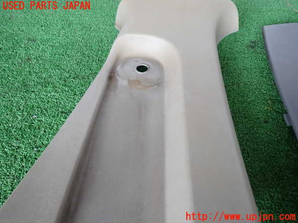 2UPJ-24677665]ハイエースバン200系(KDH205V)右センターピラートリム 中古_m0002.jpg