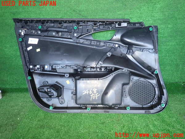 5UPJ-24681234]シビック ハッチバック(FK7)右前ドア内張り 中古_m0003.jpg