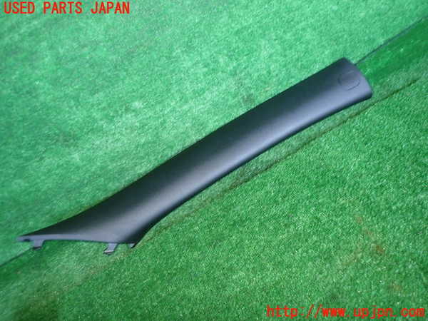 5UPJ-24687655]シビック ハッチバック(FK7)右フロントピラートリム 中古_m0001.jpg