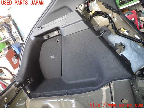 2UPJ-24687680]シビック ハッチバック(FK7)左リアピラートリム 中古_m0003.jpg