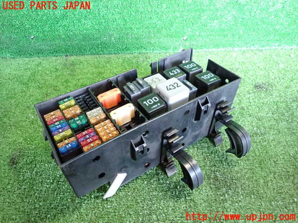 2UPJ-24696741]ベントレー・コンチネンタル・フライング・スパー(BSBEB)ヒューズボックス1 中古_m0001.jpg