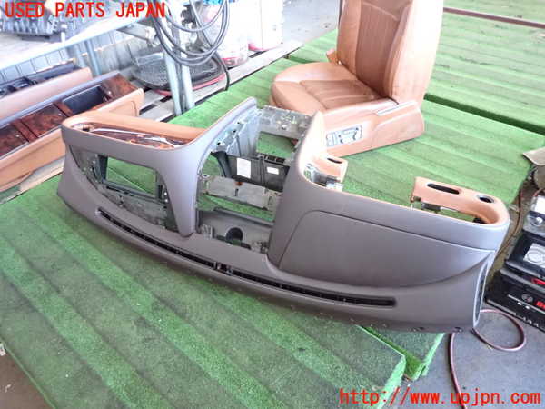 2UPJ-24697505]ベントレー・コンチネンタル・フライング・スパー(BSBEB)ダッシュボード 中古_m0002.jpg