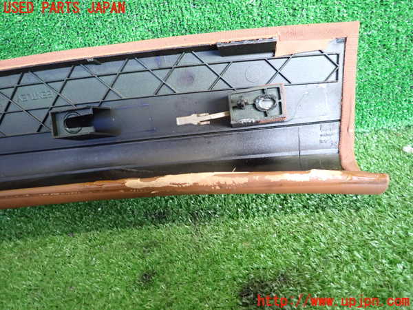 2UPJ-24697655]ベントレー・コンチネンタル・フライング・スパー(BSBEB)右フロントピラートリム 中古_m0005.jpg