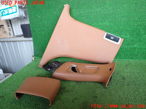 2UPJ-24697670]ベントレー・コンチネンタル・フライング・スパー(BSBEB)左センターピラートリム 中古_m0001.jpg