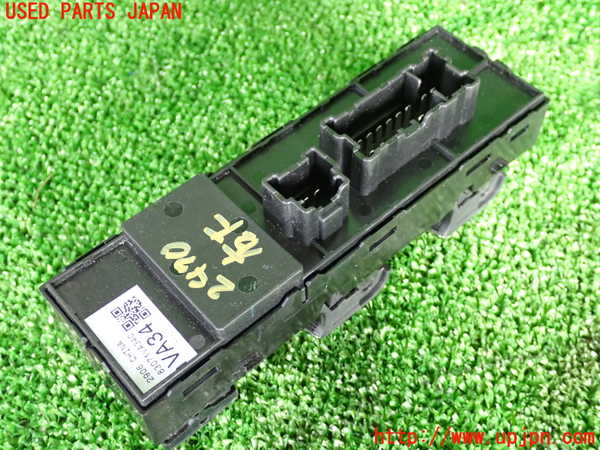 2UPJ-24706240]WRX STI(VAB)右前パワーウィンドウスイッチ 中古_m0002.jpg