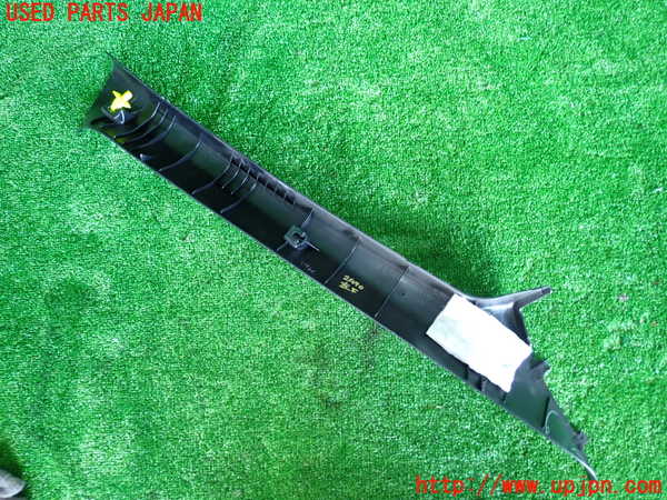 2UPJ-24707660]WRX STI(VAB)左フロントピラートリム 中古_m0002.jpg