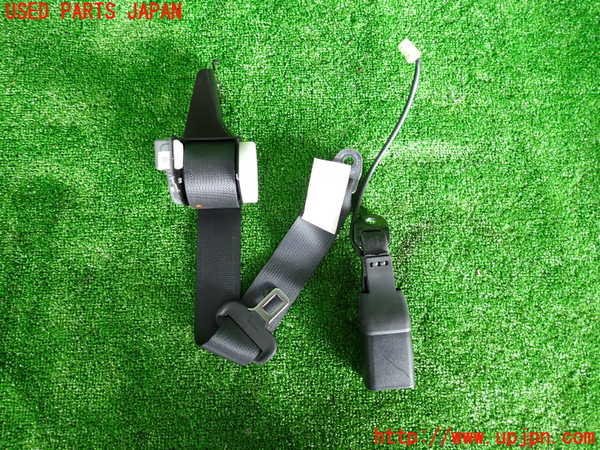 5UPJ-24707155]WRX STI(VAB)右2列目シートベルト 中古_m0001.jpg