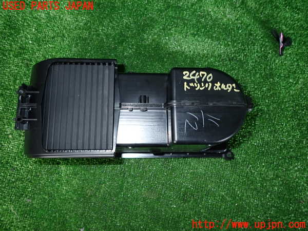 5UPJ-24707810]WRX STI(VAB)ドリンクホルダー 中古_m0003.jpg