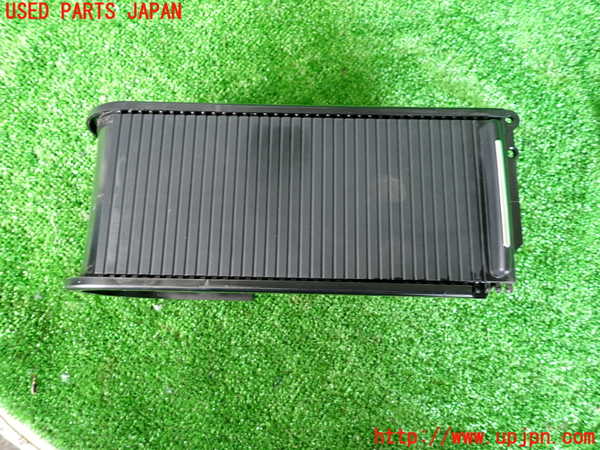 5UPJ-24707810]WRX STI(VAB)ドリンクホルダー 中古_m0005.jpg