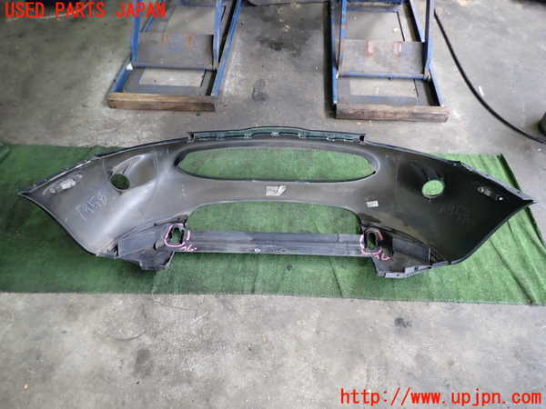 2UPJ-24711010]ジャガー・XKシリーズ(JEDA)フロントバンパー 中古_m0005.jpg