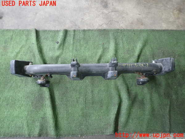 2UPJ-24711014]ジャガー・XKシリーズ(JEDA)フロントバンパーホースメント 中古_m0001.jpg