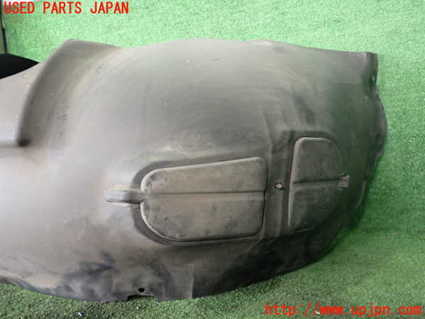 2UPJ-24711090]ジャガー・XKシリーズ(JEDA)右前フェンダーライナー 中古_m0003.jpg