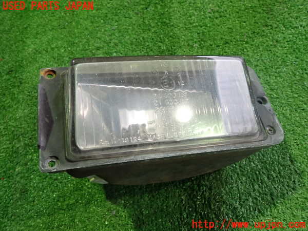 2UPJ-24721150]ポルシェ・944(不明)右コーナーランプ 中古_m0001.jpg