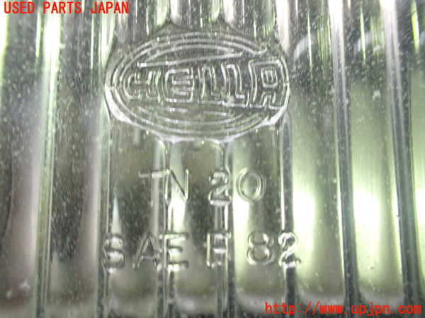 2UPJ-24721180]ポルシェ・944(不明)右フォグ 中古_m0004.jpg