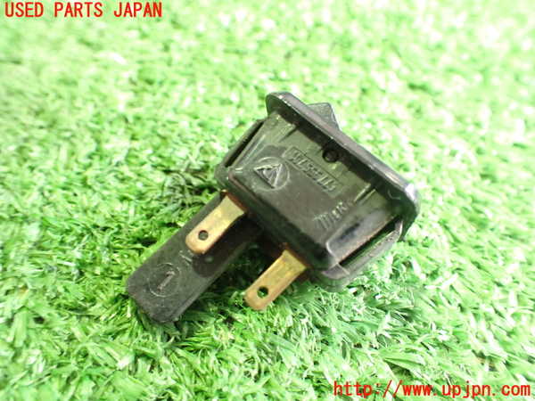 2UPJ-24726309]ポルシェ・944(不明)スイッチ4 (サイドミラーワイパー) 中古_m0003.jpg