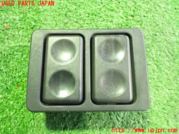 2UPJ-24726245]ポルシェ・944(不明)左パワーウィンドウスイッチ 中古_m0001.jpg