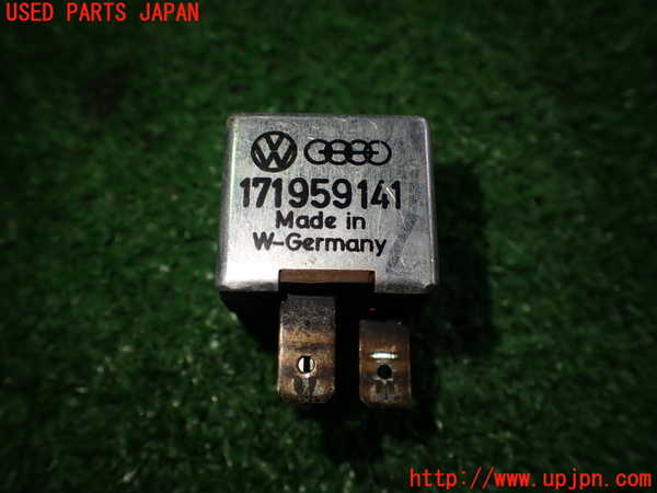 2UPJ-24726150]ポルシェ・944(不明)コンピューター5 中古_m0004.jpg