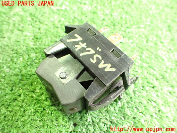 2UPJ-24726295]ポルシェ・944(不明)フォグスイッチ 中古_m0002.jpg