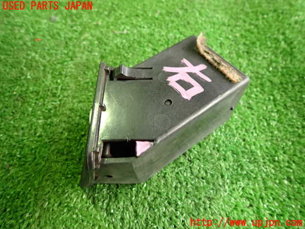 2UPJ-24727527]ポルシェ・944(不明)エアコン吹き出し口2 (右) 中古_m0003.jpg