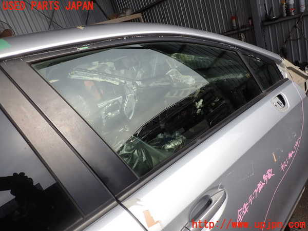 2UPJ-24731230]WRX S4(VAG)右前ドア (43R-00033) 中古_m0003.jpg