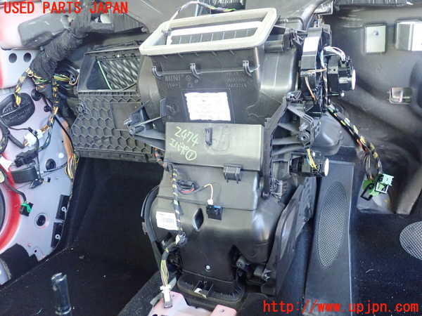 2UPJ-24746081]BMW ミニ(MINI)クーパー クロスオーバー(ZA16)エバポレーター1 中古 R60_m0001.jpg