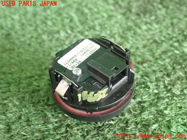 2UPJ-24746290]BMW ミニ(MINI)クーパー クロスオーバー(ZA16)ハザードスイッチ 中古 R60_m0002.jpg