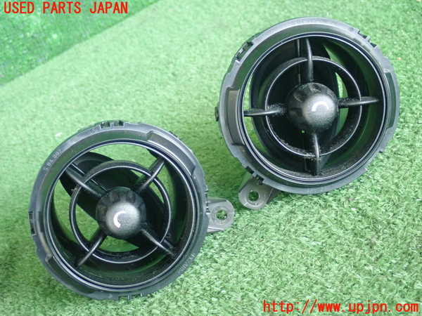 2UPJ-24747528]BMW ミニ(MINI)クーパー クロスオーバー(ZA16)エアコン吹き出し口3 (真中) 中古 R60_m0001.jpg