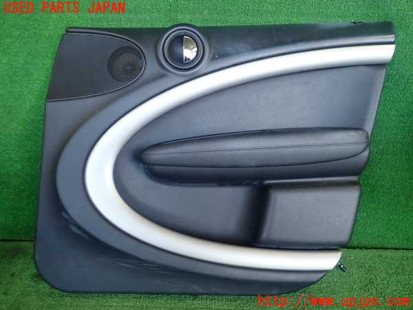2UPJ-24741234]BMW ミニ(MINI)クーパー クロスオーバー(ZA16)右前ドア内張り 中古 R60_m0001.jpg