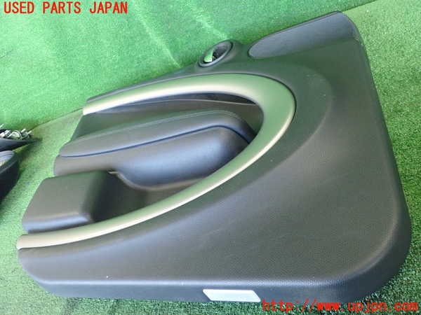2UPJ-24741264]BMW ミニ(MINI)クーパー クロスオーバー(ZA16)左前ドア内張り 中古 R60_m0003.jpg