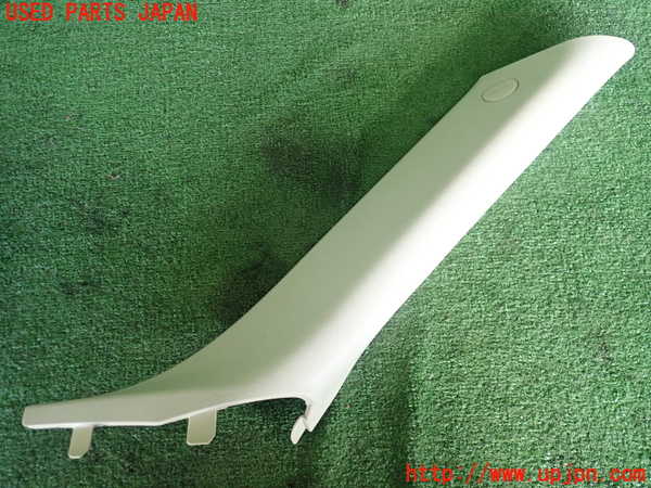 2UPJ-24747655]BMW ミニ(MINI)クーパー クロスオーバー(ZA16)右フロントピラートリム 中古 R60_m0001.jpg