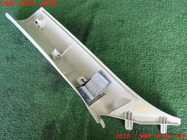2UPJ-24747655]BMW ミニ(MINI)クーパー クロスオーバー(ZA16)右フロントピラートリム 中古 R60_m0002.jpg