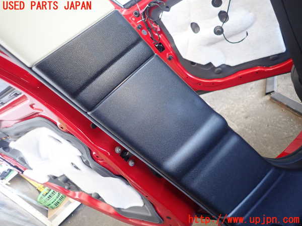 2UPJ-24747670]BMW ミニ(MINI)クーパー クロスオーバー(ZA16)左センターピラートリム 中古 R60_m0003.jpg