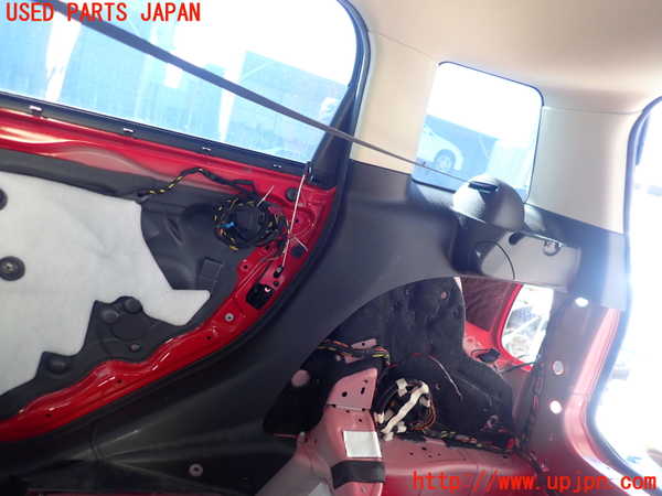 2UPJ-24747675]BMW ミニ(MINI)クーパー クロスオーバー(ZA16)右リアピラートリム 中古 R60_m0001.jpg