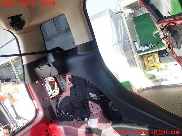 2UPJ-24747680]BMW ミニ(MINI)クーパー クロスオーバー(ZA16)左リアピラートリム 中古 R60_m0001.jpg