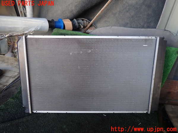 1UPJ-24752321]エスティマ(ACR50W)ラジエーター1 中古_m0002.jpg