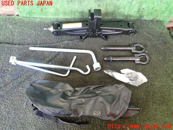 1UPJ-24757805]エスティマ(ACR50W)車載工具 中古_m0001.jpg
