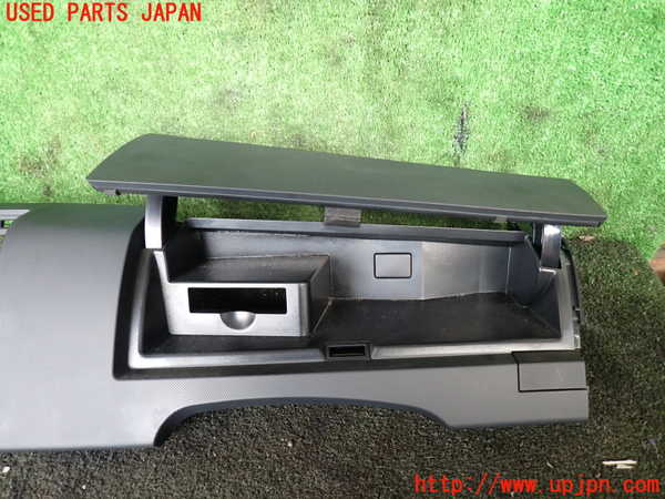1UPJ-24757841]エスティマ(ACR50W)小物入れ1 中古_m0002.jpg