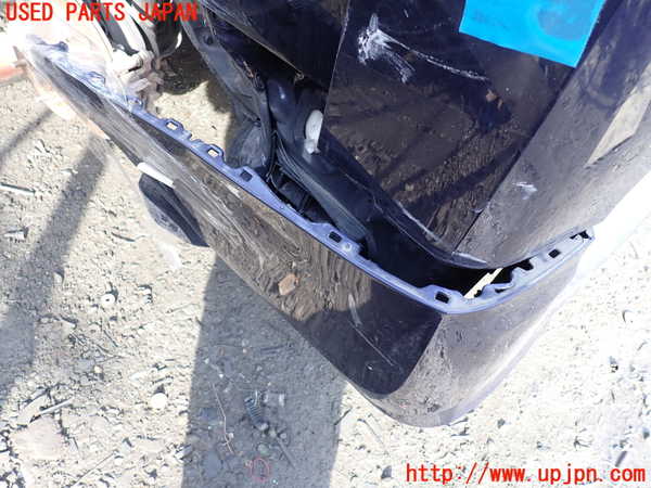 5UPJ-24761610]セレナ e-POWER(HC27)リアバンパー 【ジャンク】_m0005.jpg
