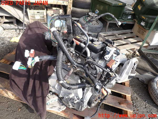 1UPJ-24762010]セレナ e-POWER(HC27)エンジン HR12DE-EM57 中古_m0002.jpg