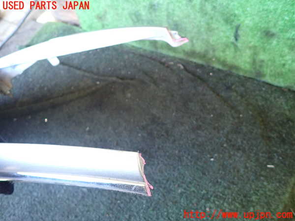 1UPJ-24771050]ハイエースワゴン100系(KZH100G)ラジエターグリル 【ジャンク】_m0004.jpg