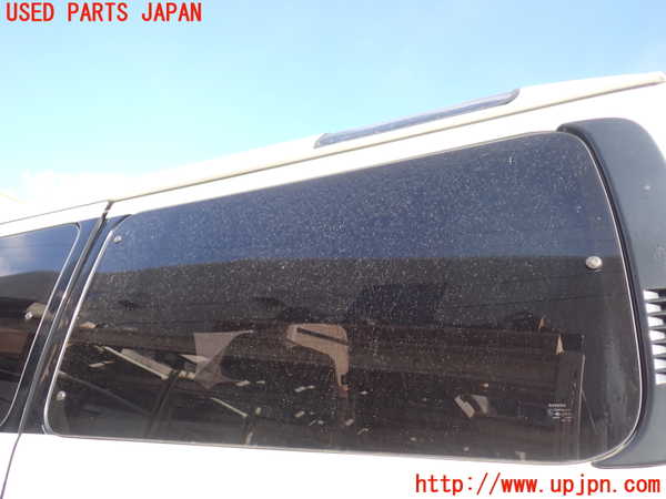 1UPJ-24771382]ハイエースワゴン100系(KZH100G)左クォーターガラス ASAHI M284 中古_m0001.jpg