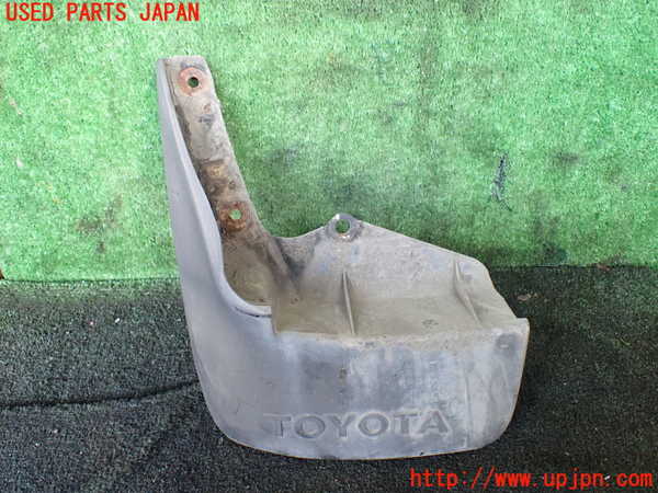 1UPJ-24771456]ハイエースワゴン100系(KZH100G)左リアマッドガード(泥除け) 中古_m0002.jpg