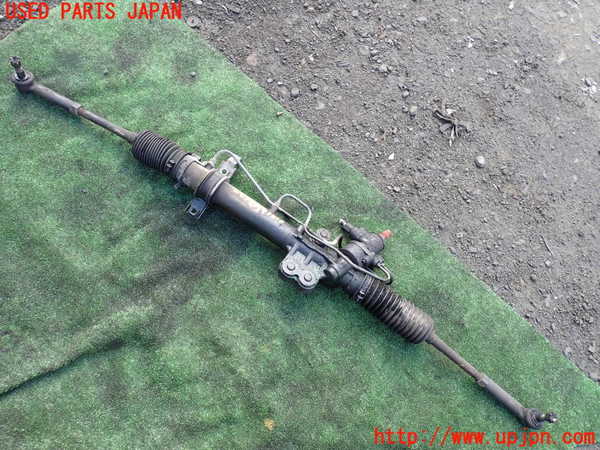 5UPJ-24774235]ハイエースワゴン100系(KZH100G)パワステギアボックス 中古_m0001.jpg