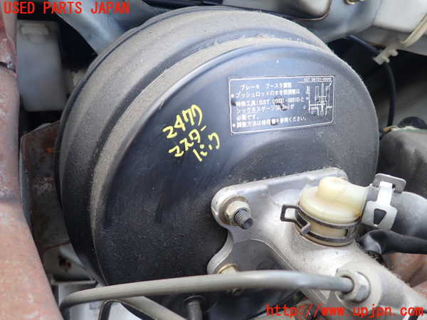 1UPJ-24774055]ハイエースワゴン100系(KZH100G)ブレーキマスターバック 中古_m0001.jpg
