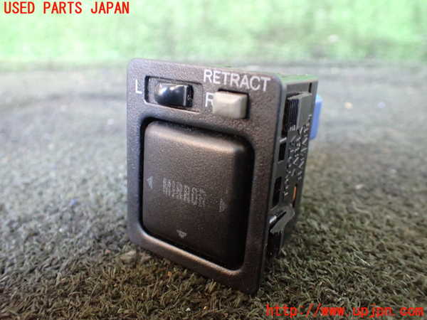 1UPJ-24776280]ハイエースワゴン100系(KZH100G)ミラースイッチ 中古_m0001.jpg