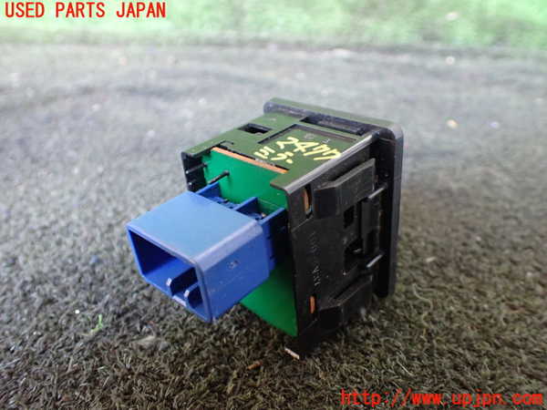 1UPJ-24776280]ハイエースワゴン100系(KZH100G)ミラースイッチ 中古_m0002.jpg